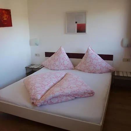 Ferienwohnungen Sommavilla Fulpmes Pokoj fotografie