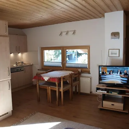 Ferienwohnungen Sommavilla Fulpmes Pokoj fotografie
